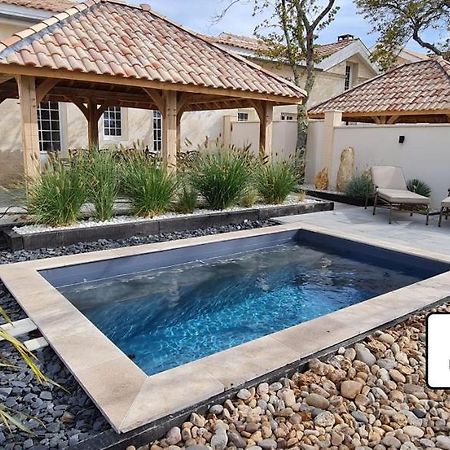 Dom Peyreton Prestige Cottages Set In A Charming Wine Property Villegouge Exteriér fotografie